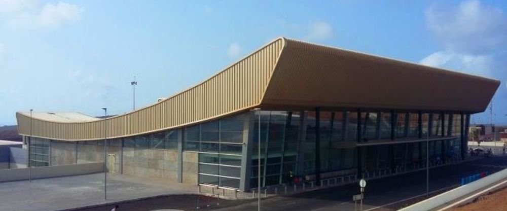 Nelson Mandela Praia Airport